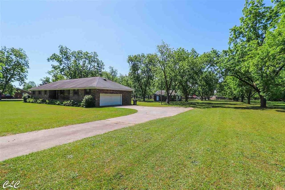 3710 Lawrence Dr S, Macon, GA 31216 - photo 1