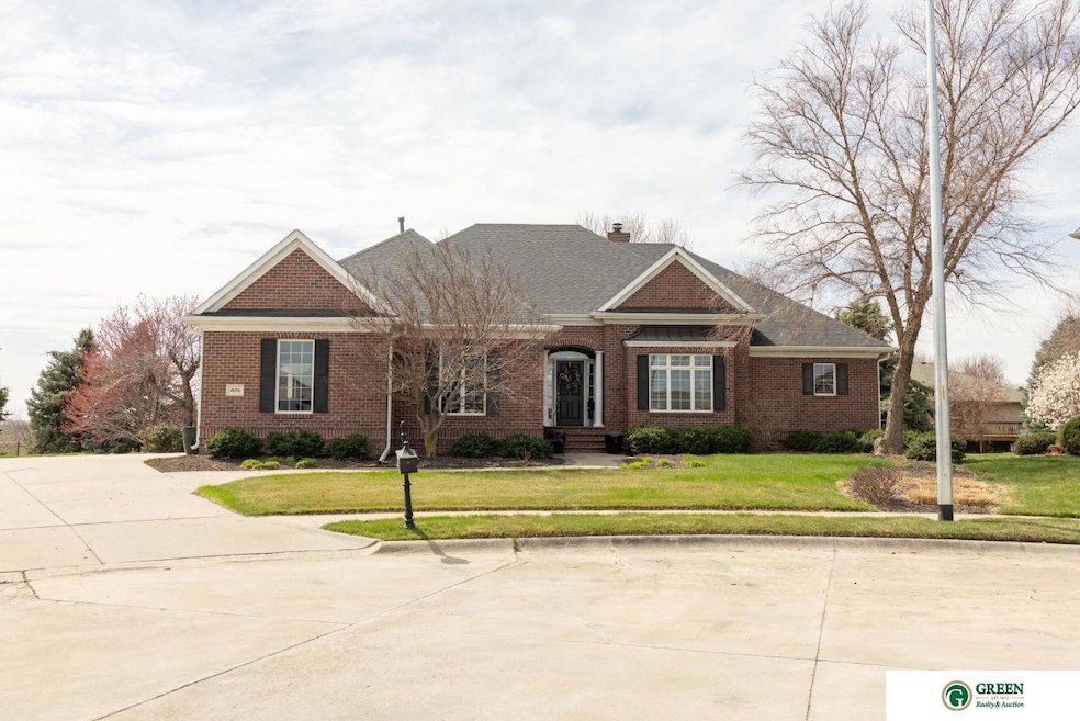 For Sale $925,000