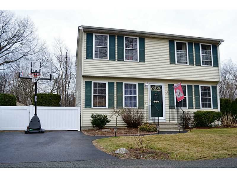 36 Cameron Ct, Warwick, RI 02886 - photo 1
