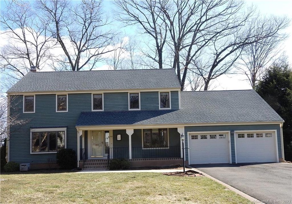 Welcome to 162 Straddle Hill!