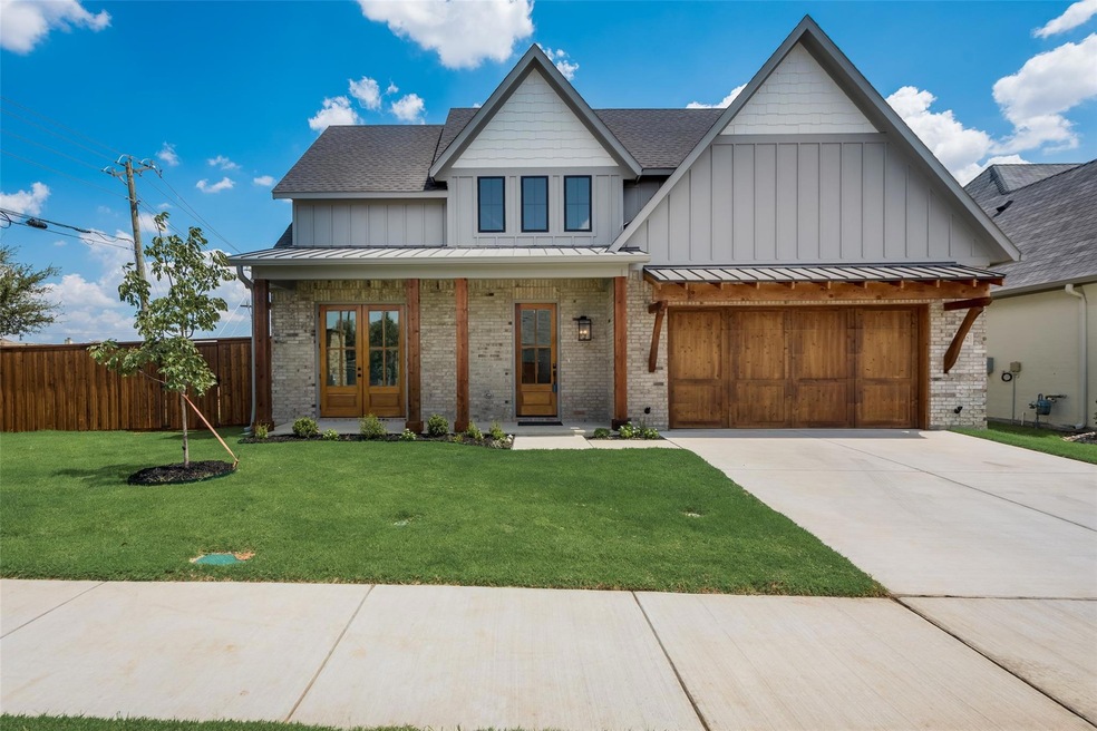 2202 Somercrest place,   front elevation,  2-car driveway,