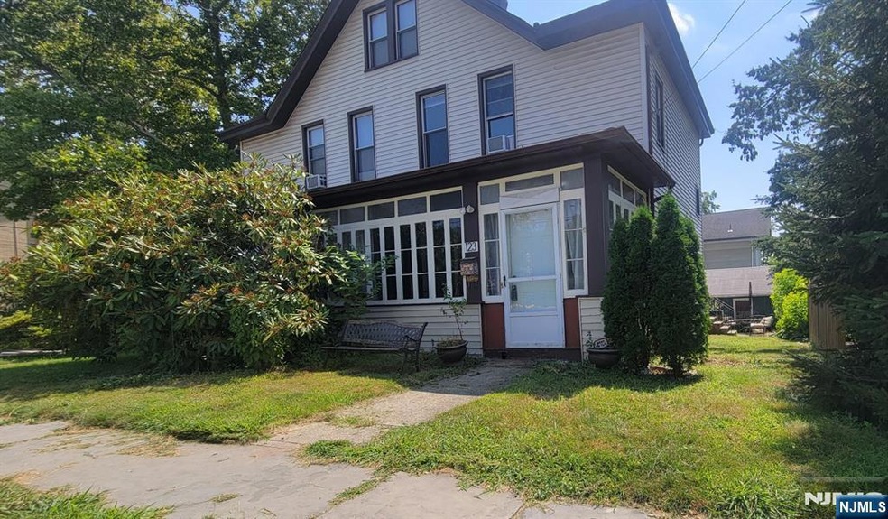 123 Sylvan St, Rutherford, NJ 07070 - photo 1