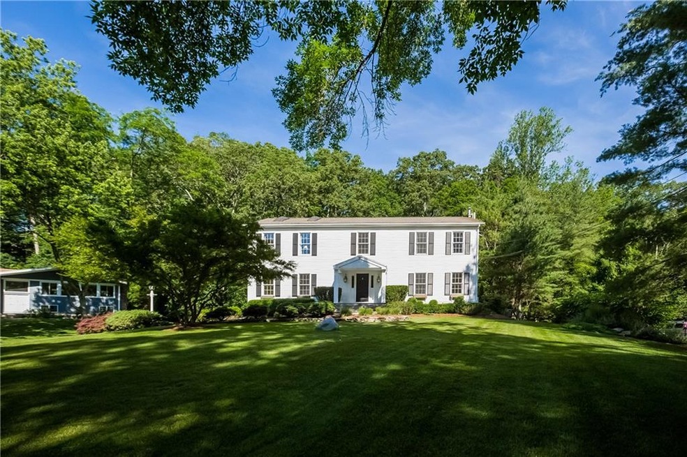 73 Malibu Rd, Stamford, CT 06903 - photo 1