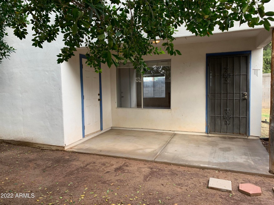 308 N Washington St unit B, Chandler, AZ 85225 - photo 1