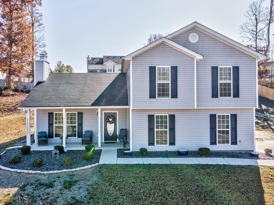 590 Embassy Walk, Winder, GA 30680 - photo 1