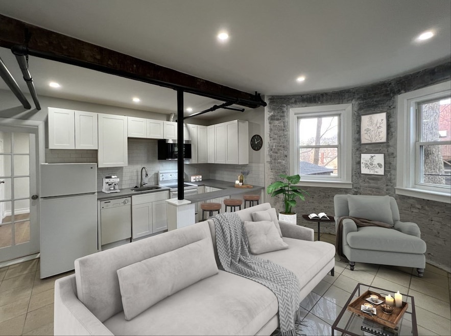 147 Winthrop Rd unit 2, Brookline, MA 02445 - photo 1