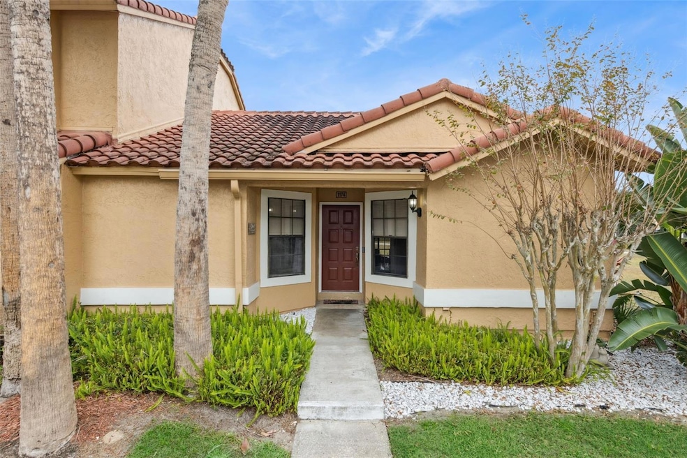 1174 N Fairway Dr unit 1174, Apopka, FL 32712 - photo 1