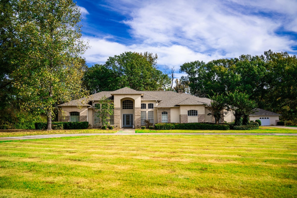 Photo Oct 17 2025, 10 03 01 AM