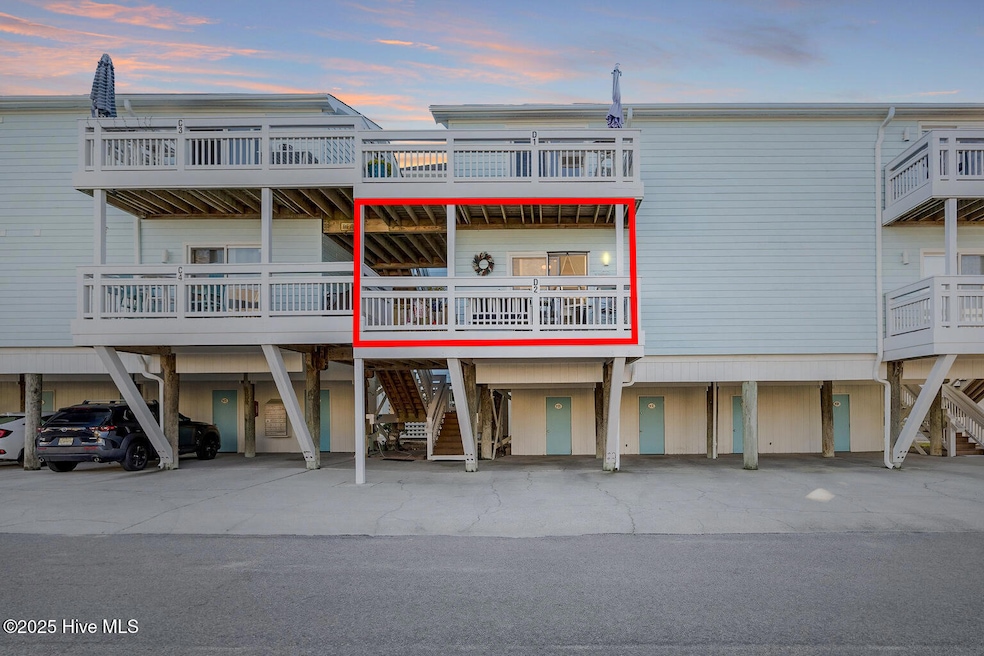 101 Seahorse Ln unit D2, Carolina Beach, NC 28428 - photo 1