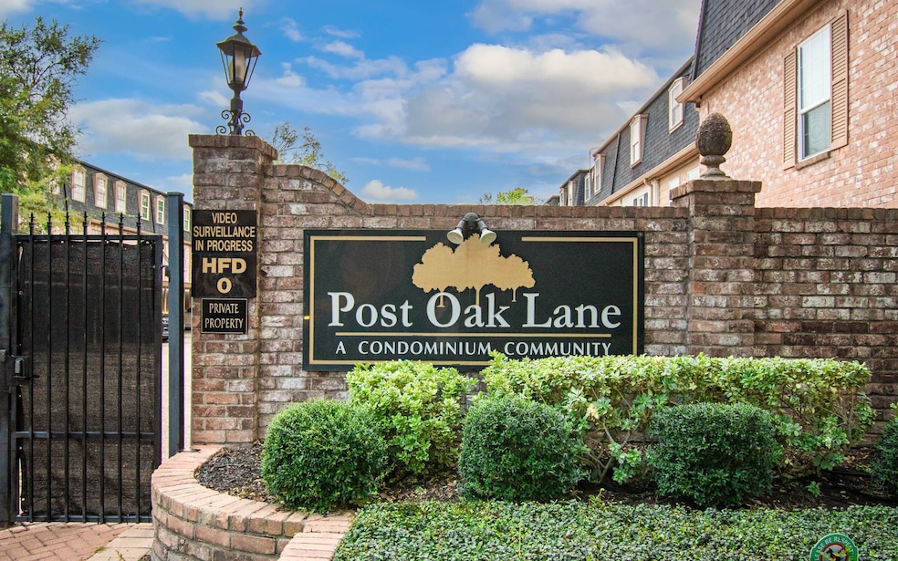 355 N Post Oak Ln unit 637, Houston, TX 77024 - photo 1