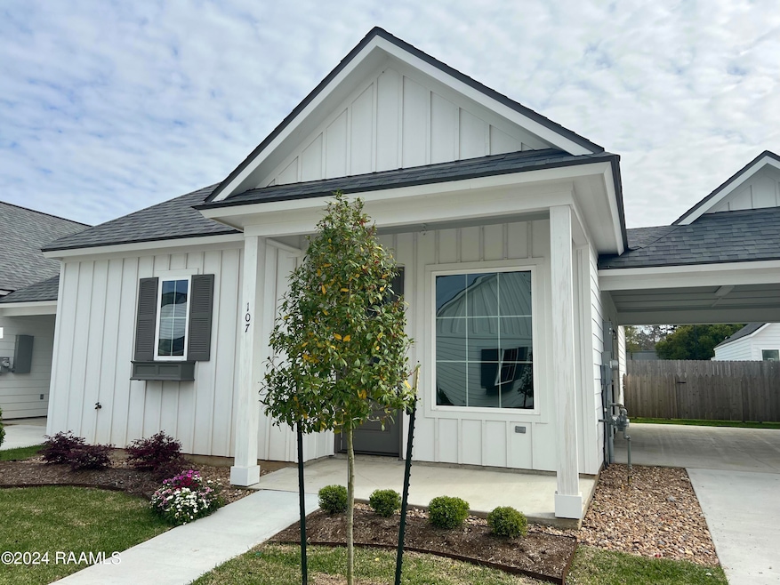 For Sale $225,000 • Co-Listing Agent