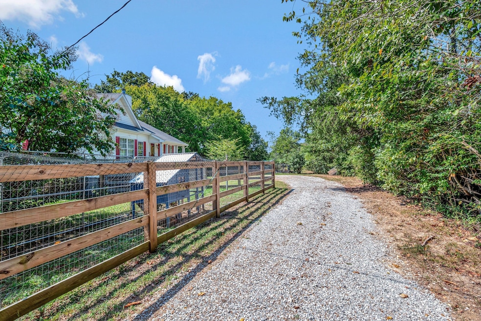 Sold $585,000 • Co-Listing Agent