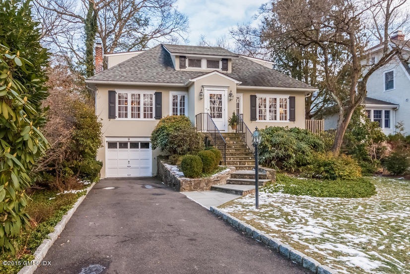 002-Front_View-1390101-mls