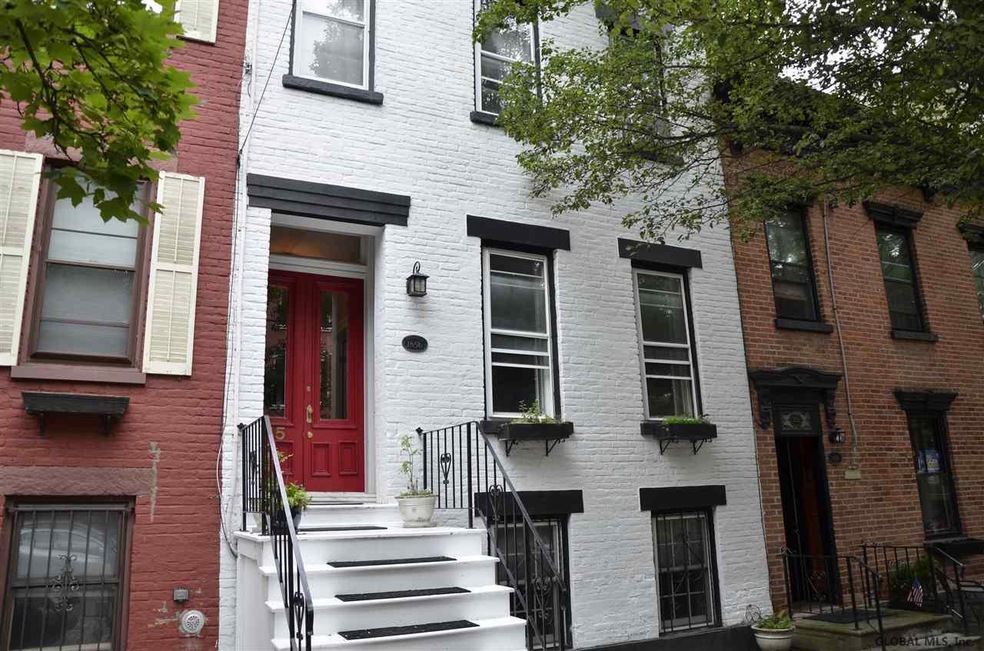 215 Jay St, Albany, NY 12210 - photo 1