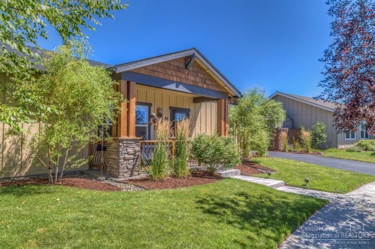 61242 Brookhollow Dr, Bend, OR 97702 - photo 1