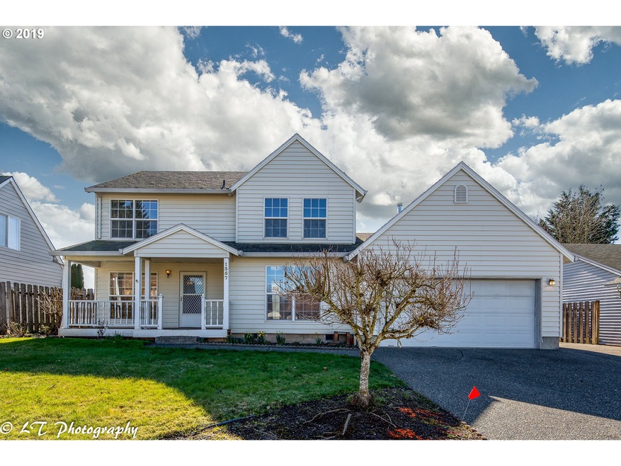 1357 SE 10th Ave, Canby, OR 97013 - photo 1