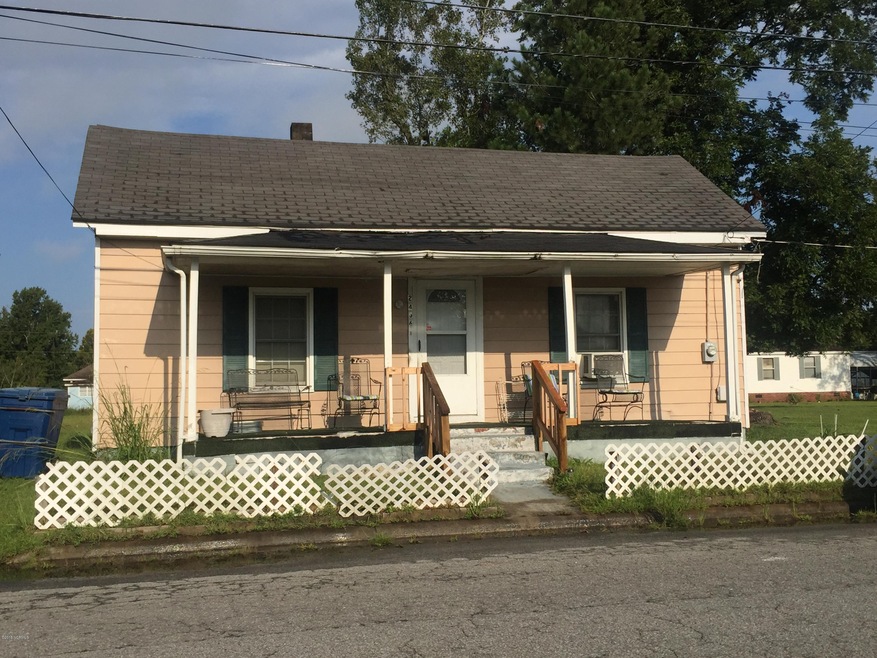 2466 Railroad St, Winterville, NC 28590 - photo 1