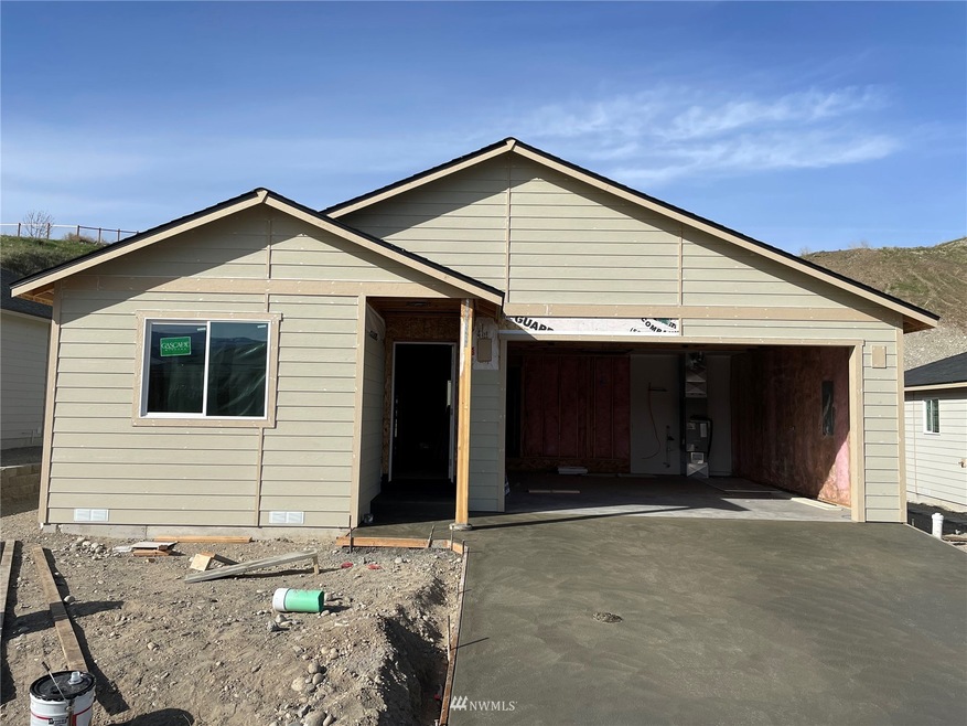 2311 SE Sage Brooke Rd, East Wenatchee, WA 98801 - photo 1