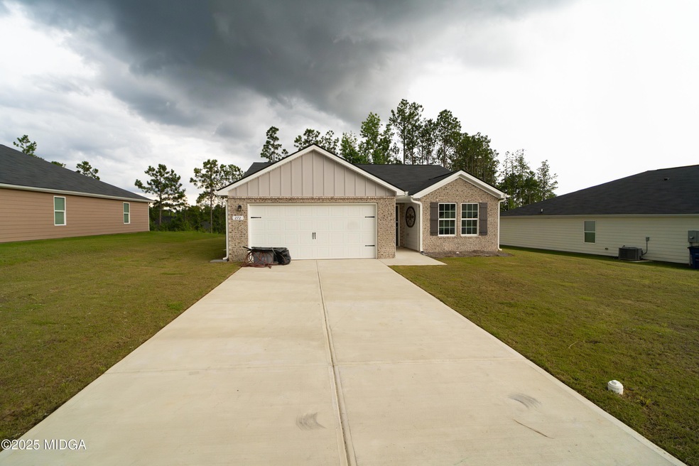 272 Laurel Springs Dr, Macon, GA 31206 - photo 1