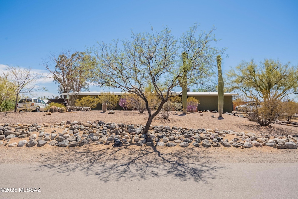 2-web-or-mls-Rapallo Way-2
