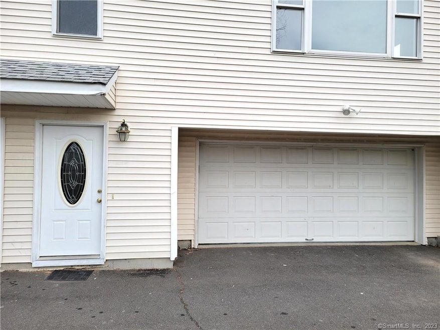 10 6th St unit C, Danbury, CT 06810 - photo 1