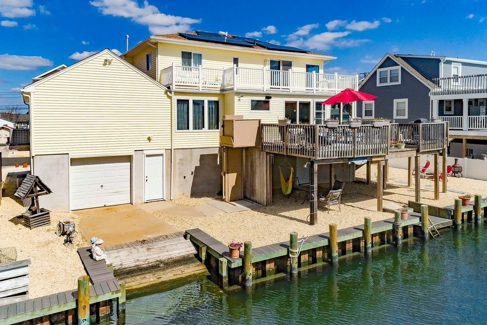 224 Rosewood Dr, Bayville, NJ 08721 - photo 1