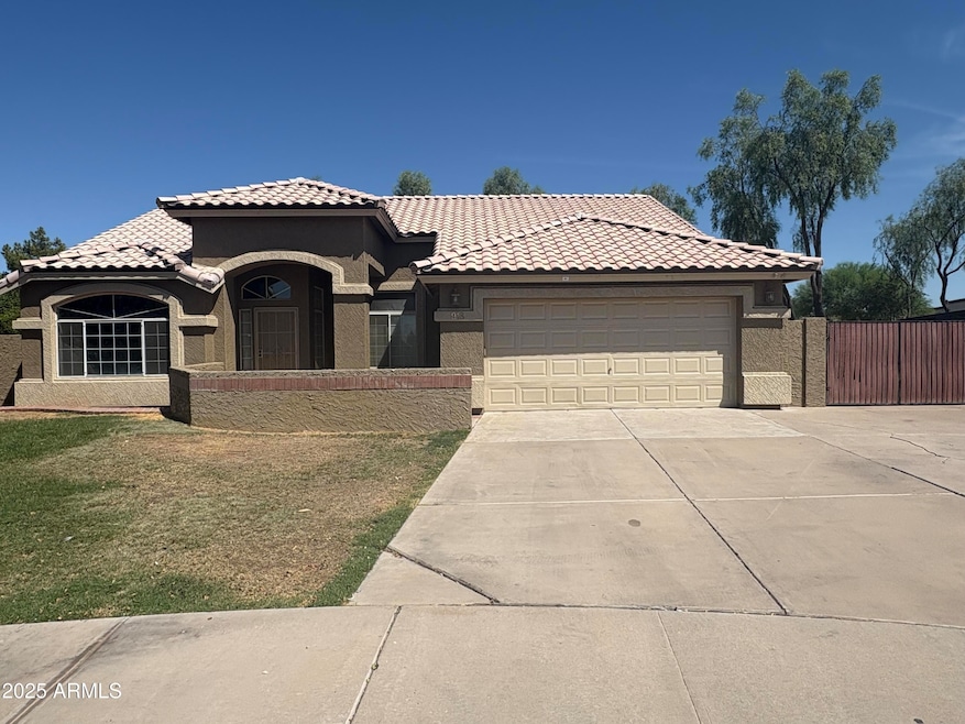 918 S San Joaquin Ct, Gilbert, AZ 85296 - photo 1