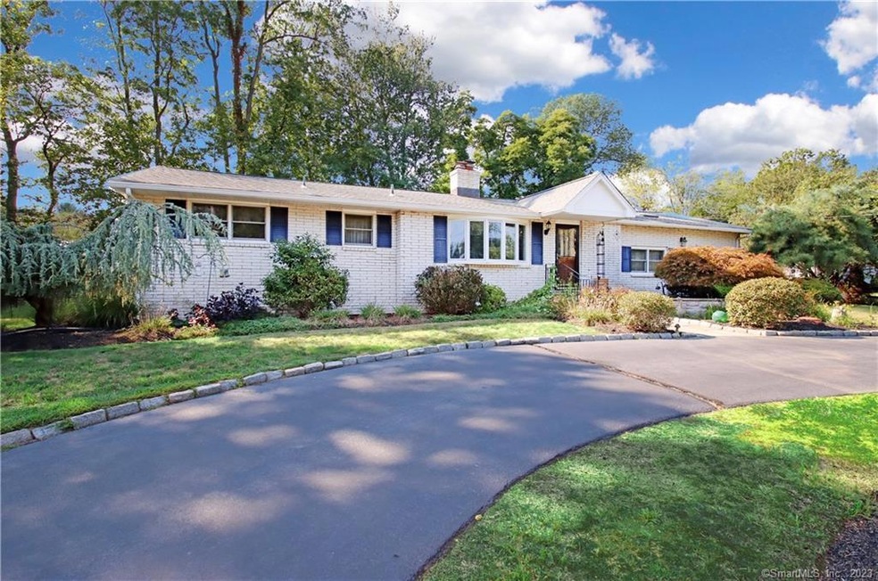 22 Valley Brook Ln, North Haven, CT 06473 - photo 1