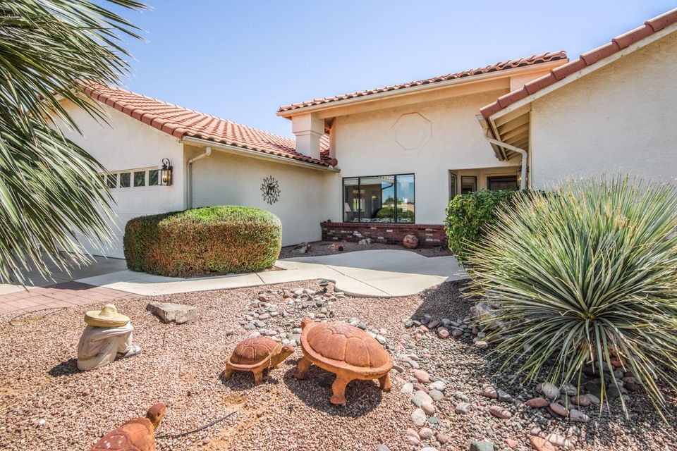 2571 Leisure World
