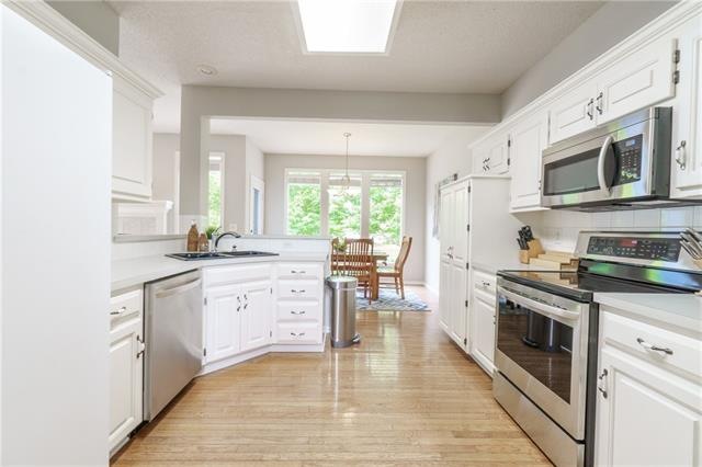 13982 W 148th St, Olathe, KS 66062 - photo 1