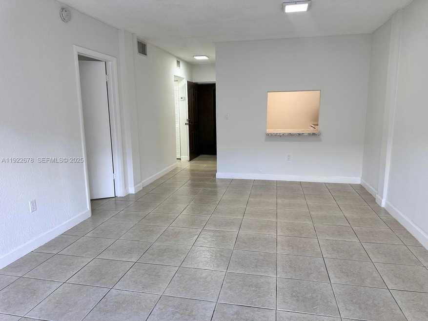 Berkeley Condominiums unit 116, Miami, FL 33176 - photo 1