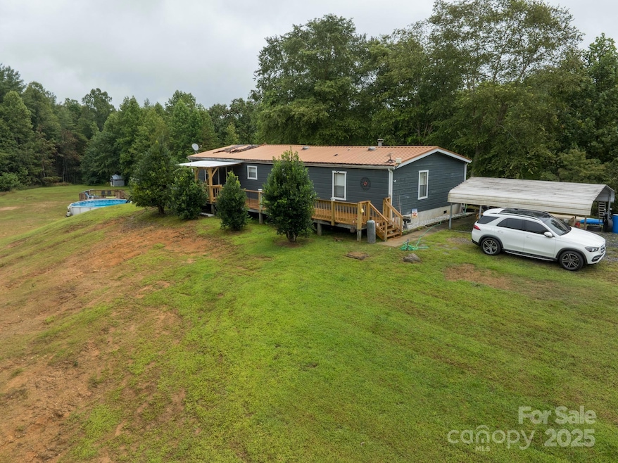 1614 Old Rd N, Lenoir, NC 28645 - photo 1