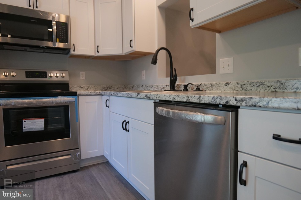 211 Stafford Mews Ln, Stafford, VA 22556 - photo 1