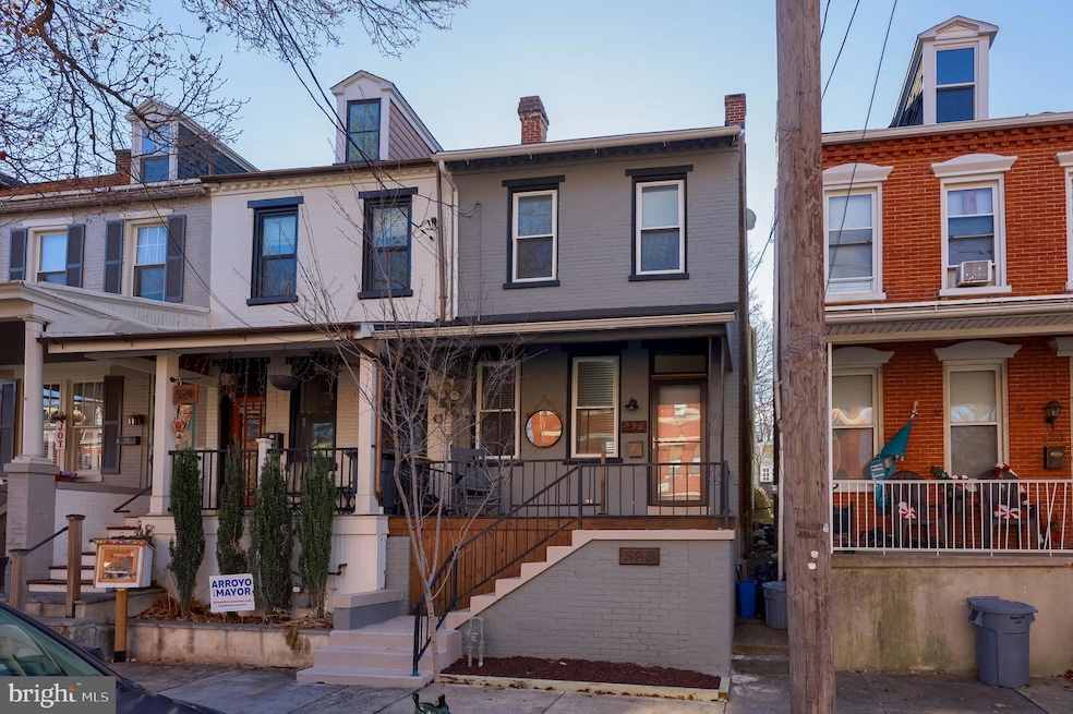 522 E Orange St, Lancaster, PA 17602 - photo 1