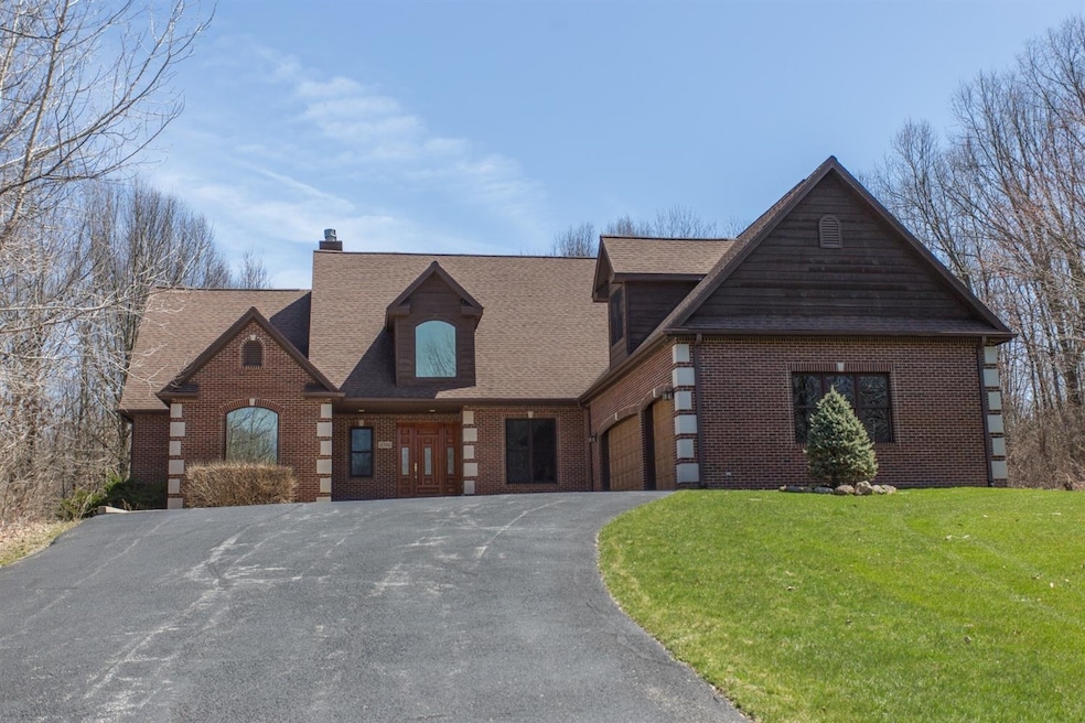 4594 N Maplewood Dr, La Porte, IN 46350 - photo 1