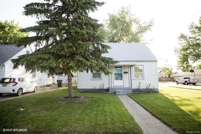 25775 Rose St, Roseville, MI 48066 - photo 1