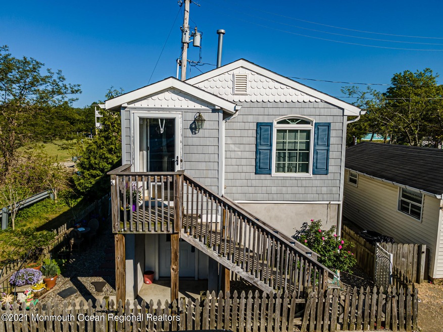 1 Neptune Place, Keansburg, NJ 07734 - photo 1