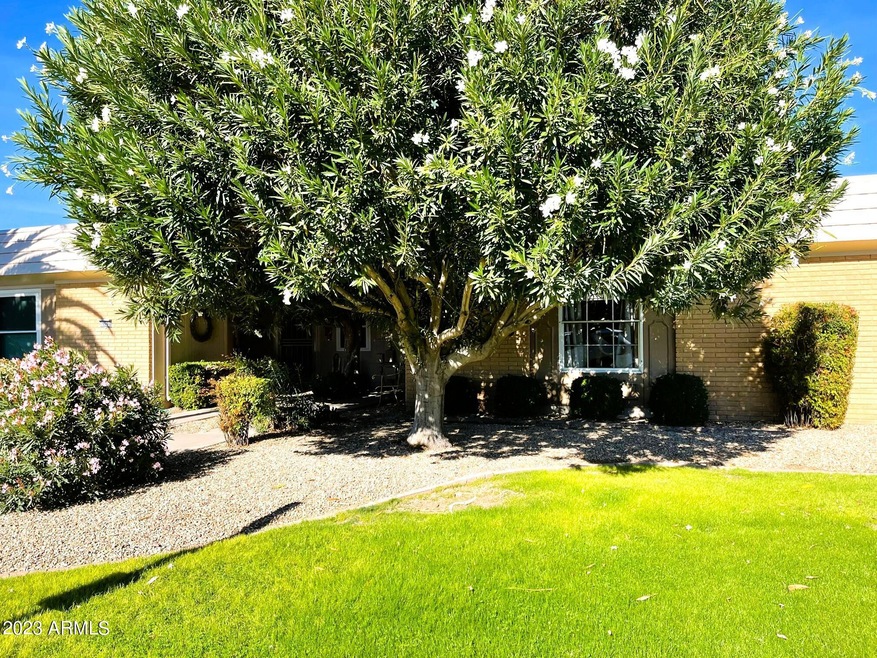 10504 W Palmeras Dr, Sun City, AZ 85373 - photo 1