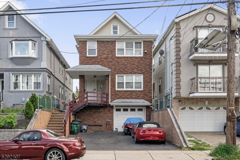 714 Myrtle St, Elizabeth, NJ 07202 - photo 1