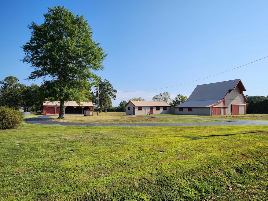 20636 Lawrence 2180, Aurora, MO 65605 - photo 1