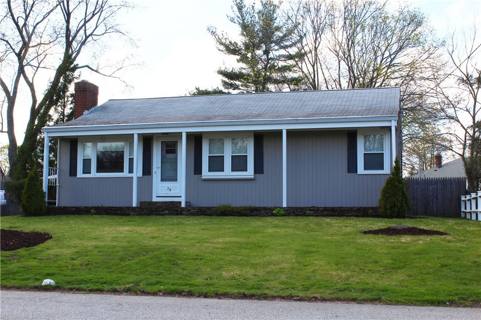 15 Amsterdam Ave, Warwick, RI 02889 - photo 1