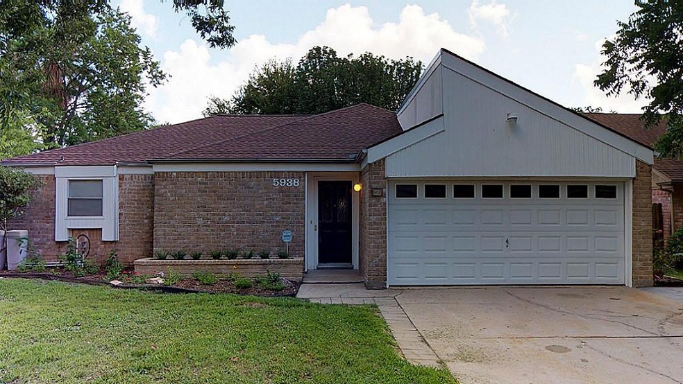 5938 Bihia Forest Dr, Houston, TX 77088 - photo 1