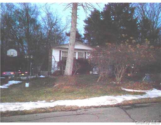 37 Parker Blvd, Monsey, NY 10952 - photo 1