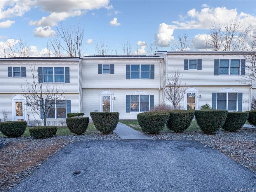 50 Lackawanna Trail, Suffern, NY 10901 - photo 1