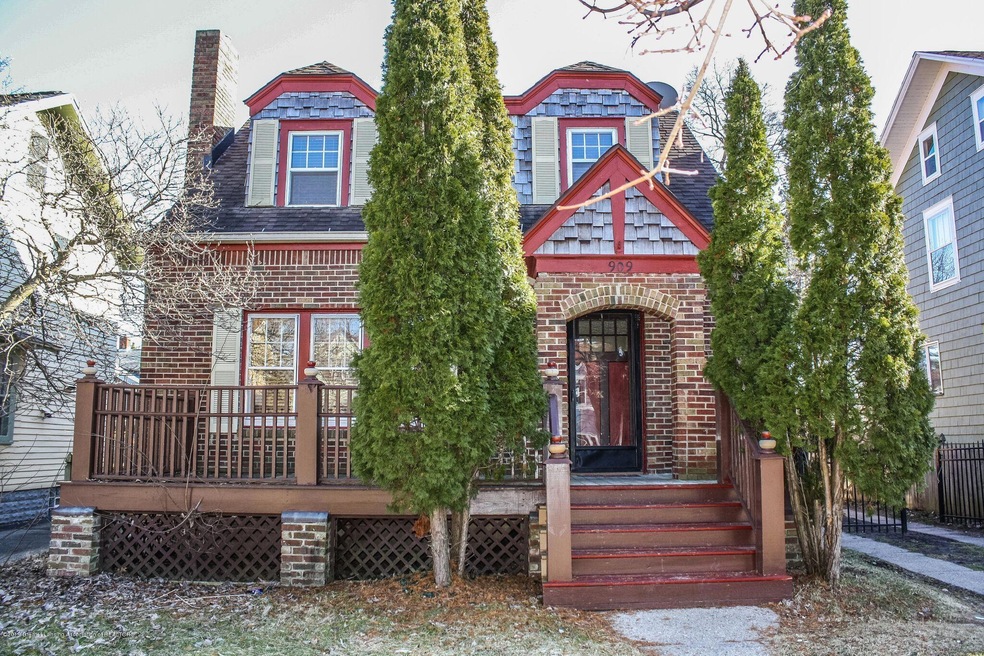 909 Sparrow Ave, Lansing, MI 48910 - photo 1
