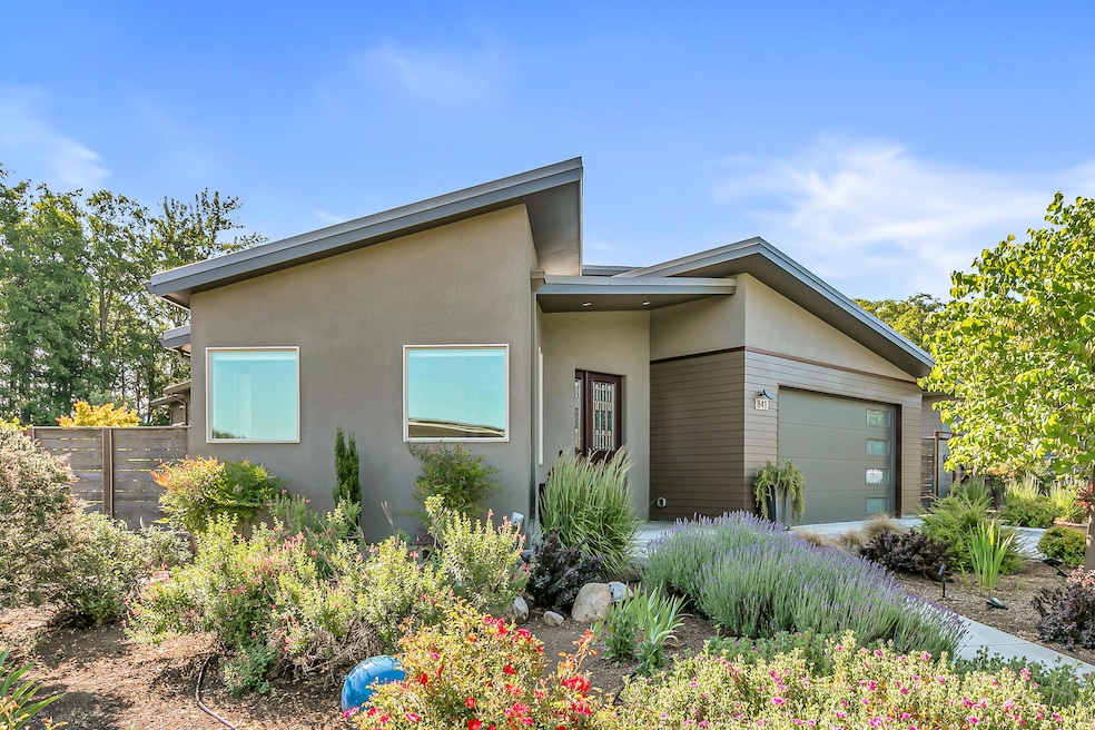 841 Sander Way, Ashland, OR 97520