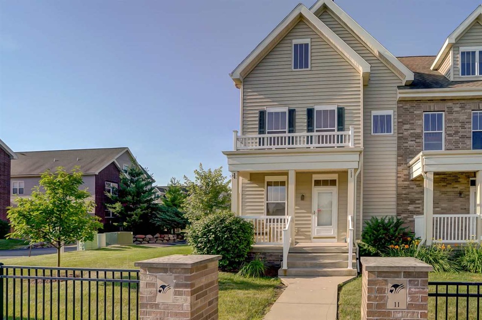 11 S Gardens Way unit 118, Fitchburg, WI 53711 - photo 1