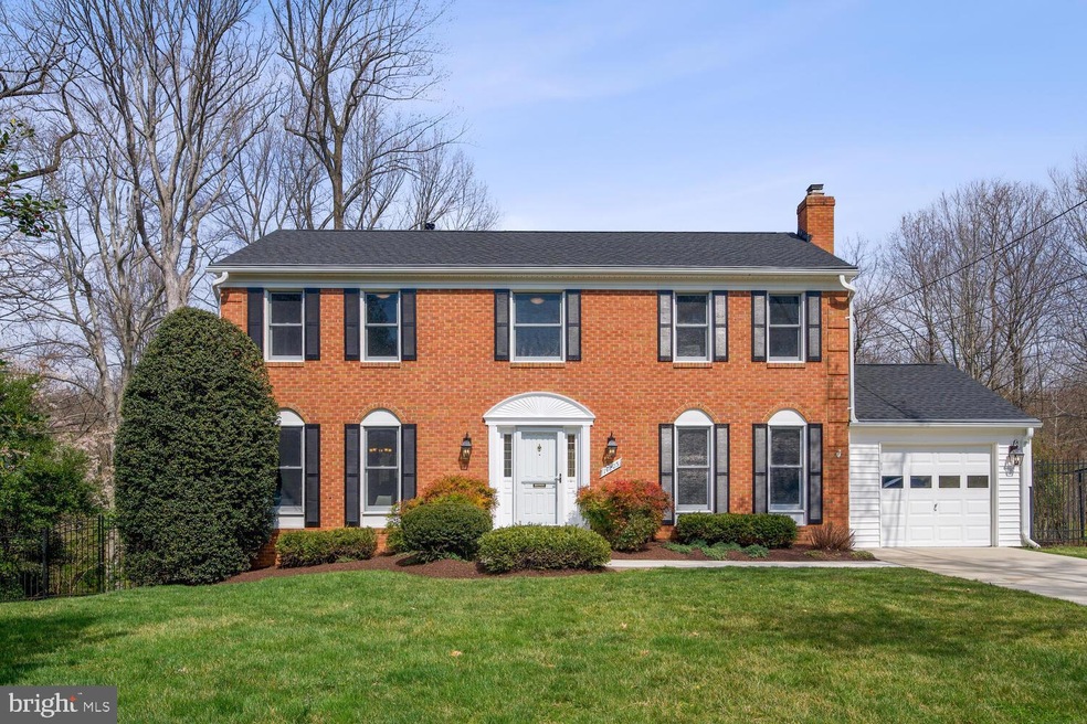 14205 Castaway Dr, Rockville, MD 20853 - photo 1