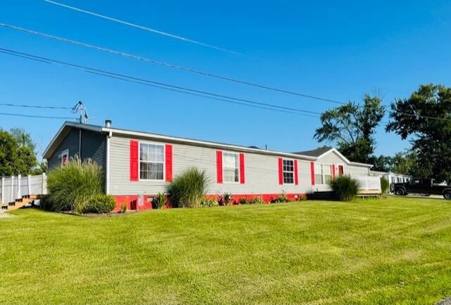 453 Newark Ave, Thornville, OH 43076 - photo 1