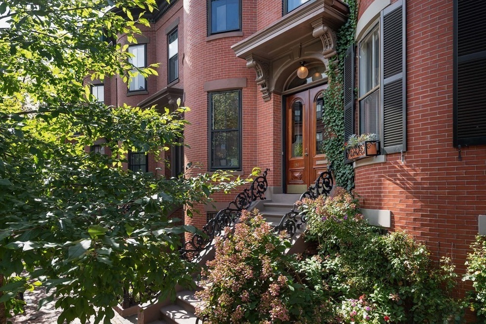 150 W Newton St, Boston, MA 02118 - photo 1